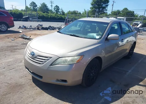 2007 Toyota Camry Le z USA, uszkodzony, nr VIN 4T1BE46K67U091509